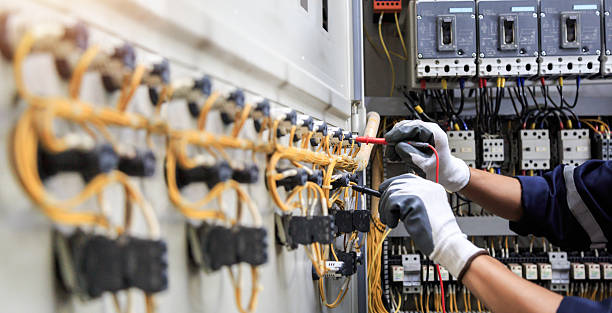 Professional Electrician technician working in Hendersonville, NC